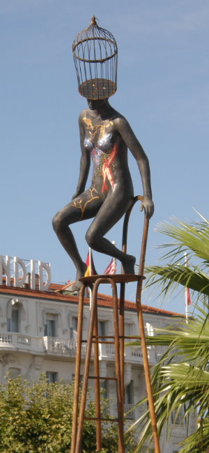 George : Sculpture monumentale Cannes Et 2011