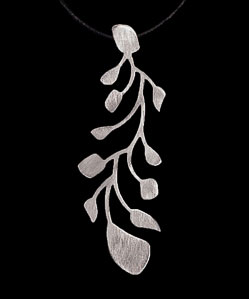Bijou pendentif inspiré de Alexander Calder : Rameau (finition argent)