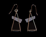 Kandinsky earrings : Triangle at rest (black)