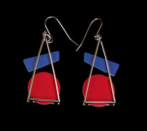 Boucles d'oreilles Kandinsky : Triangle at rest (rouge)