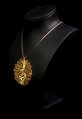 Klimt pendant : Flower Garden (gold finish) (detail 2)
