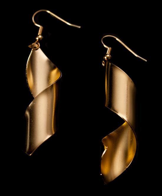 Man Ray earrings : Lampshade (gold)