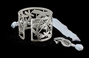 Bracelet manchette Tiffany : Libellules (finition argent) (dtail 3)