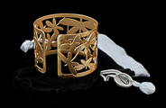 Tiffany bracelet cuff : Dragonflies (gold finish) (detail 3)