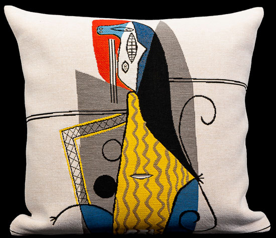 Pablo Picasso cushion cover : Woman in a chair n°2, 1927
