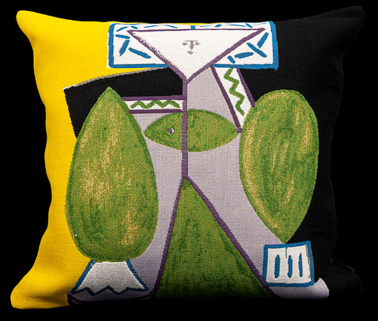 Pablo Picasso cushion cover : Woman in green and purple, 1947