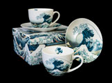 Dúo de tazas de té Hokusai, La gran ola de Kanagawa