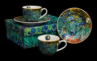 Vincent Van Gogh Set of 2 espresso cups and saucers : Irises