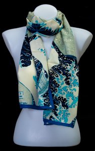 Hokusai silk scarf : The Great Wave of Kanagawa