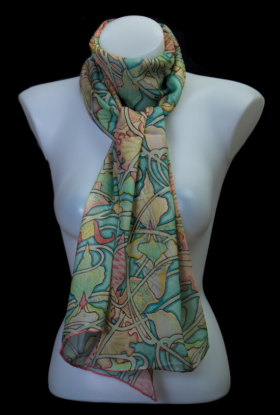 Alphonse Mucha silk scarf : Wallpaper
