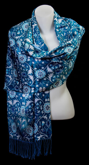 William Morris silk shawl : Hammersmith