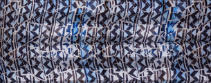 Antoni Gaudí scarf : Zig Zag (unfolded)