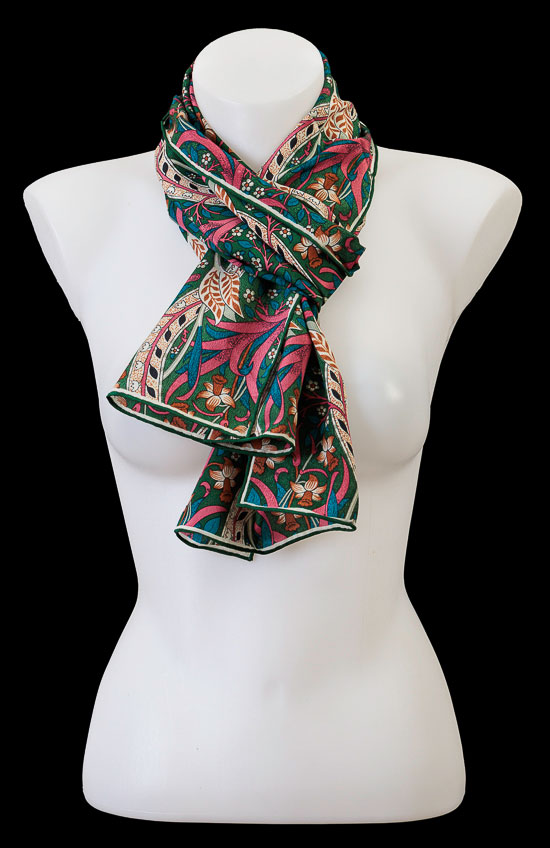 William Morris silk scarf : Daffodil