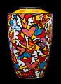 Romero Britto porcelain vase : All we need is love, detail n2