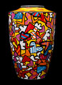 Romero Britto porcelain vase : All we need is love, detail n4