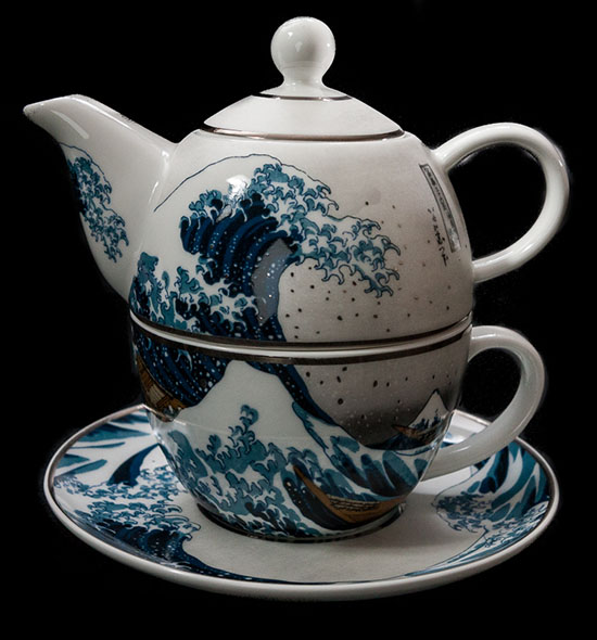 Hokusai porcelain Tea for One : The Great Wave of Kanagawa, Goebel