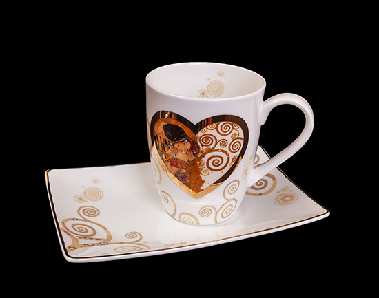 Gustav Klimt mug and saucer, Heart Kiss (Goebel)