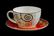 Gustav Klimt teacup and saucer, The kiss (red)