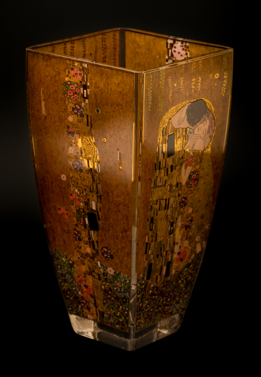 Gustav Klimt : glass vase : The kiss