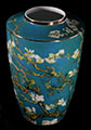 Vase Vincent Van Gogh en porcelaine dorée : La branche d'amandier, détail n°4