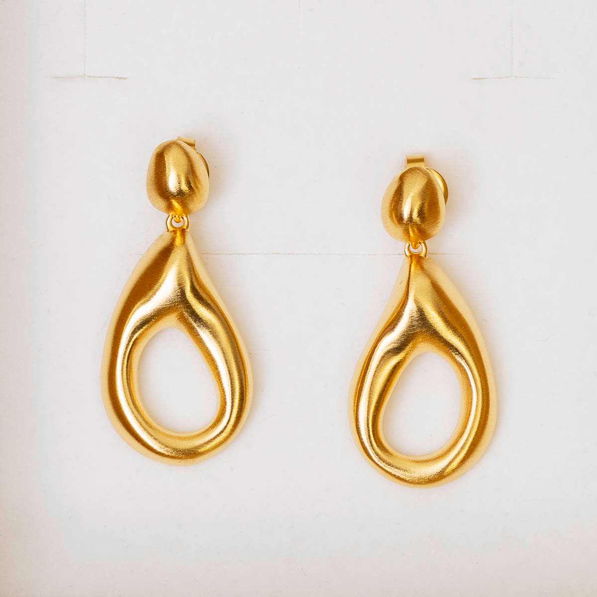 Boucles d’Oreilles d’après Salvador Dali : 'Angelus II' (détail n°2)