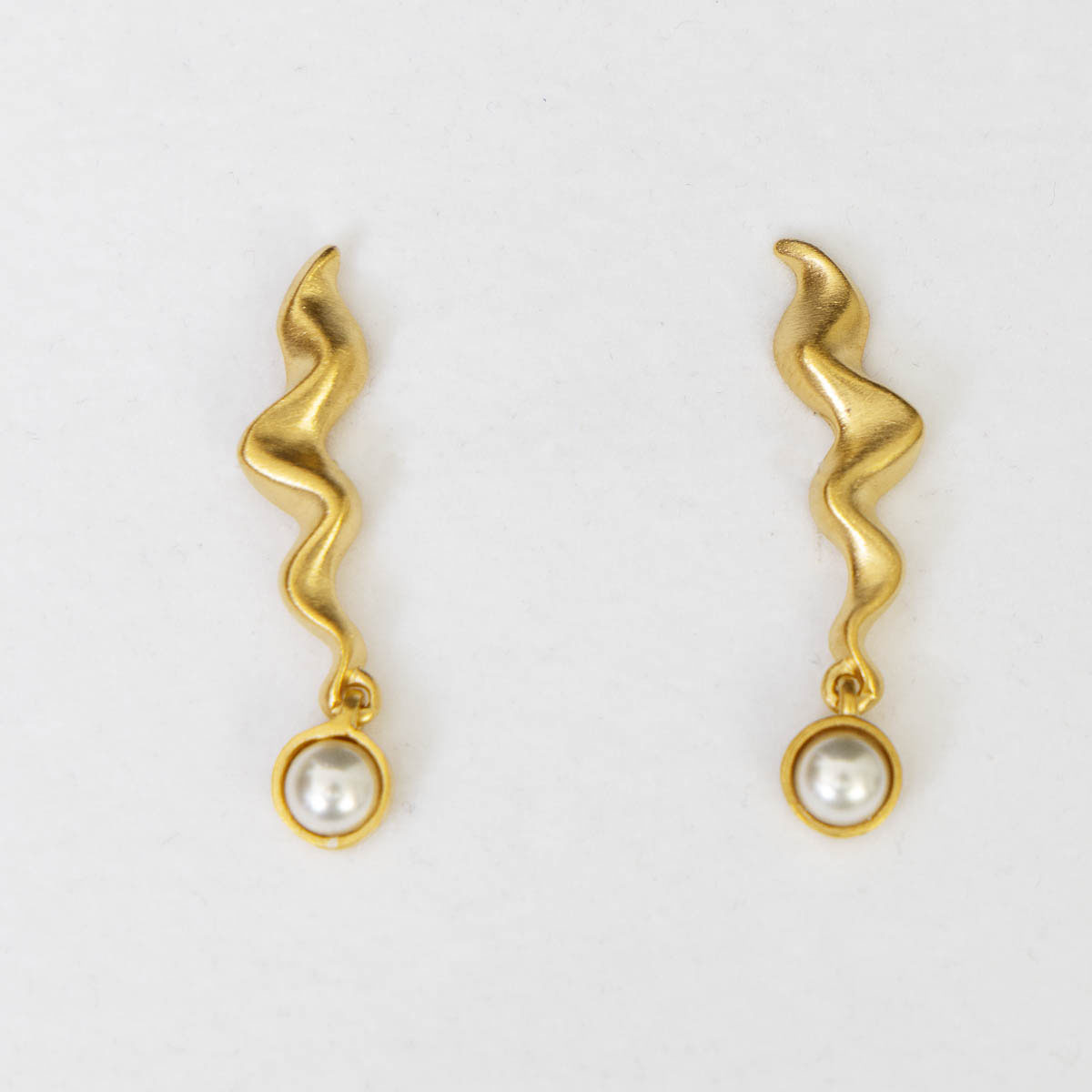 Boucles d’Oreilles d’après Salvador Dali : 'Galatea' (détail n°2)