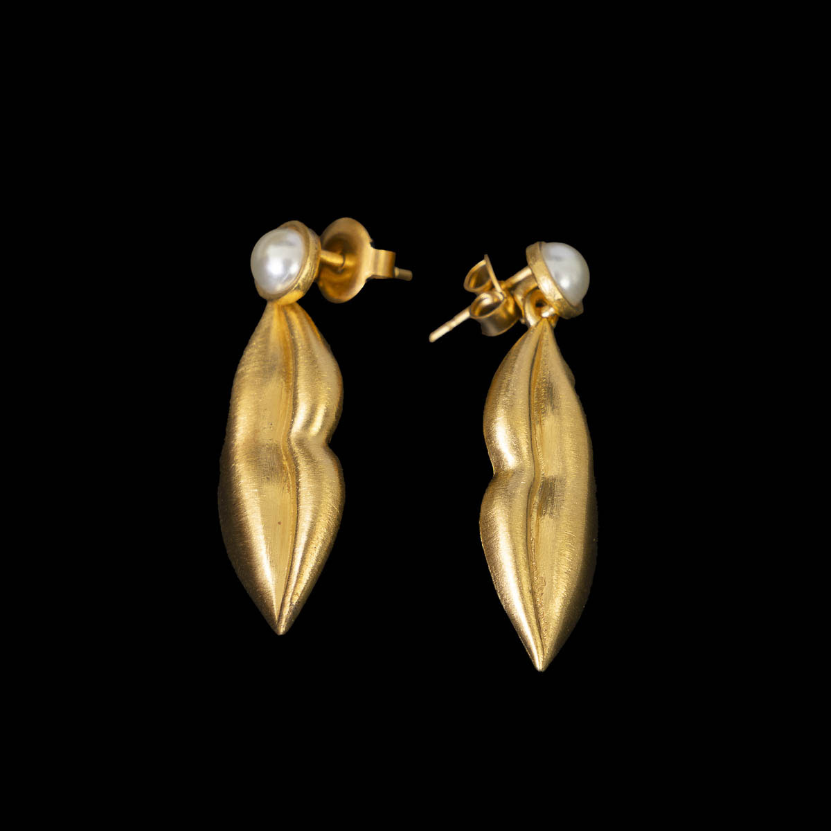 Orecchini ispirati a Salvador Dalí: 'Labbra, perla' (dettaglio n°4)