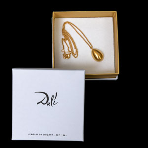 Pendentif d’après Salvador Dali : 'Oeuf'