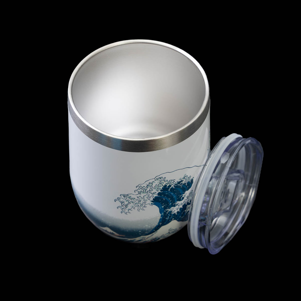 Hokusai insulated mug: The Great Wave (view of the stainless steel interior)