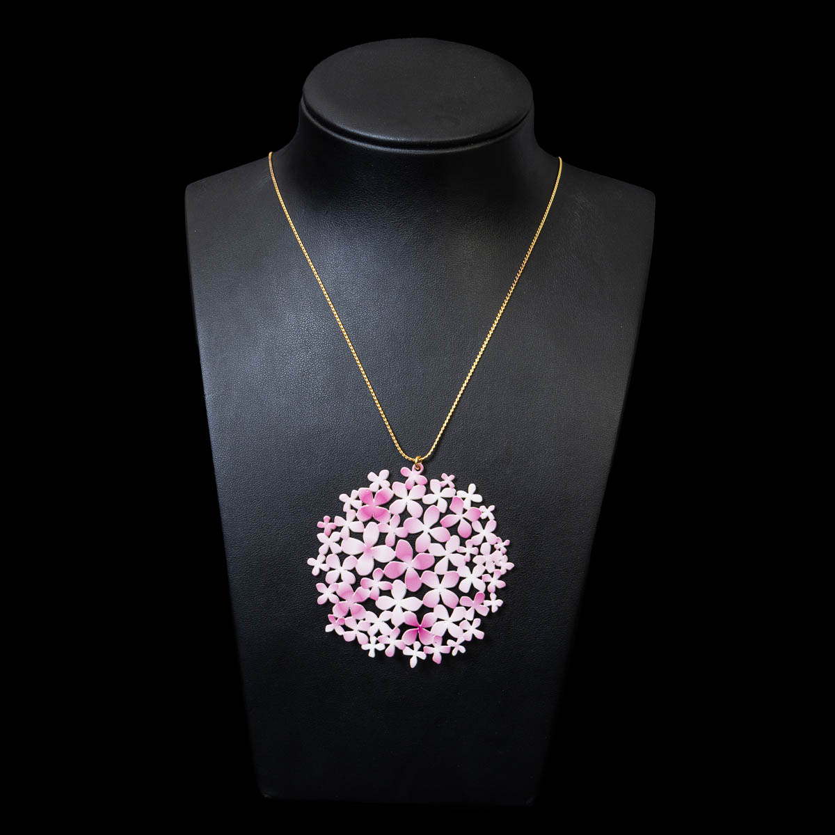 Colgante según Gustav Klimt - Jardín en flor (verano), detalle 1