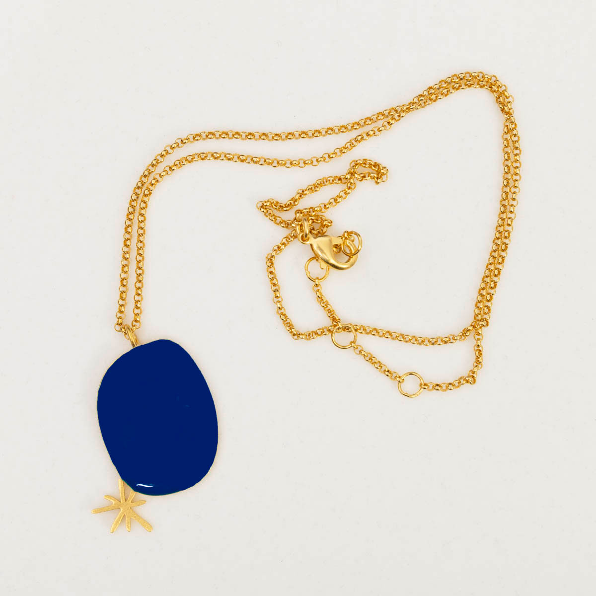 Pendentif d’après Joan Miro : 'L'or de l'azur' (détail n°1)