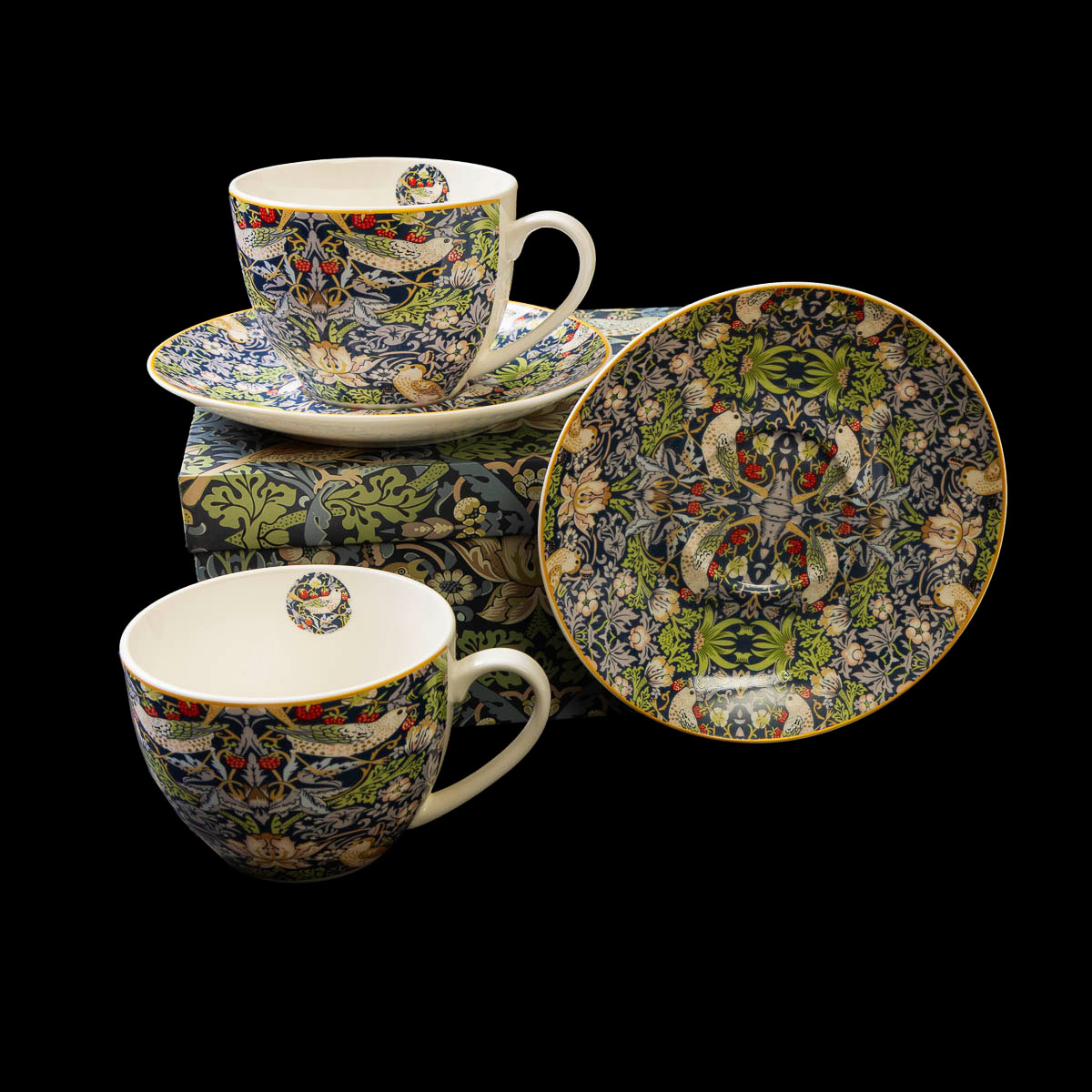 Duo tasses à thé et sous-tasses William Morris, Strawberry Thief Blue (détail n°3)