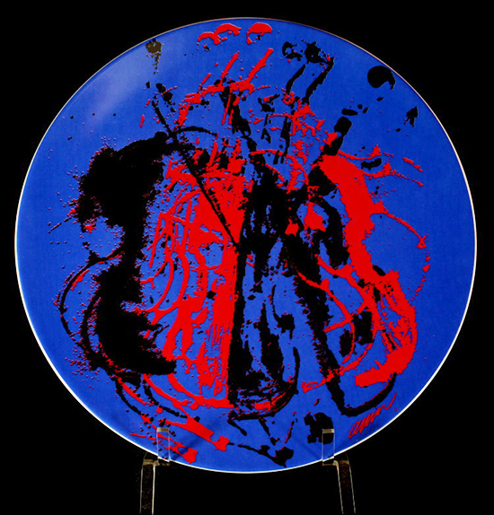 Arman (Fernandez) porcelain plate : Violons sur le plat III (blue)